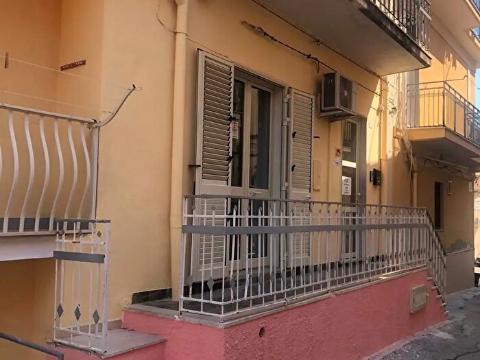 Appartamento con 6 locali in vendita in Pozzallo