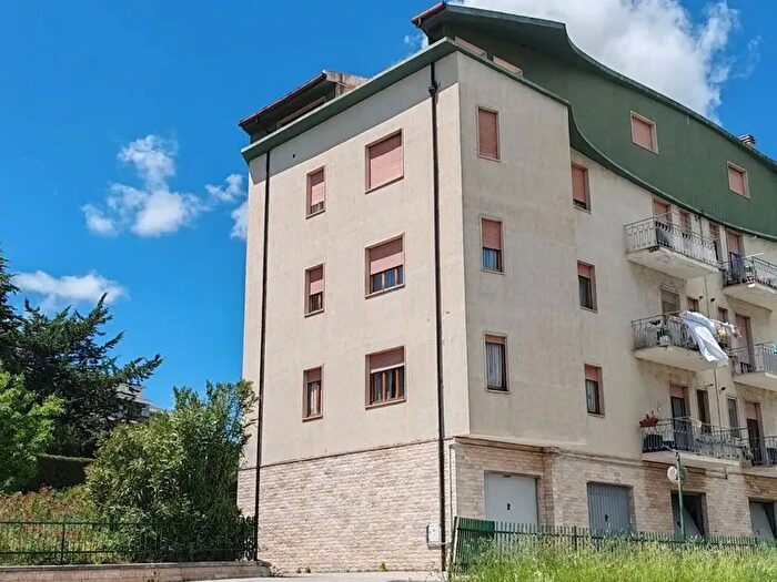Appartamento con 6 locali in vendita in Luigi Pirandello, Campobasso