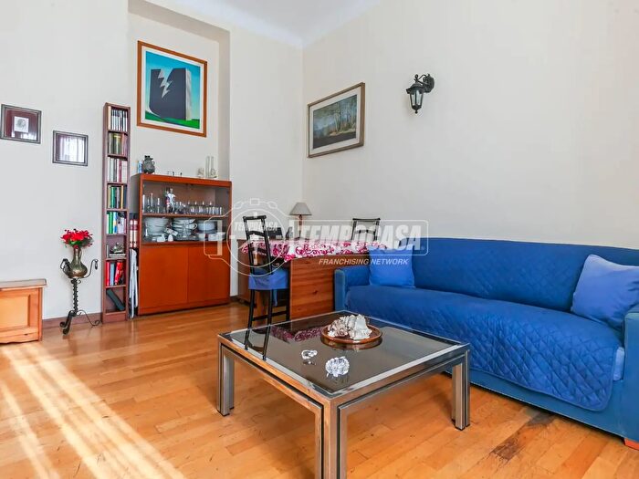 Appartamento bilocale in vendita in Via degli Imbriani, Milano