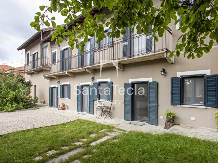 Casa quadrilocale in vendita in Via Quintino Sella, Busto Arsizio