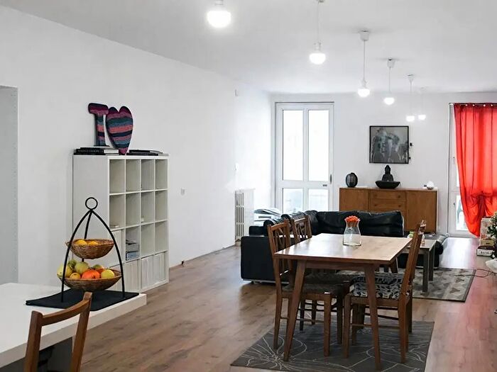 Appartamento trilocale in vendita in Via Cavour, Meldola