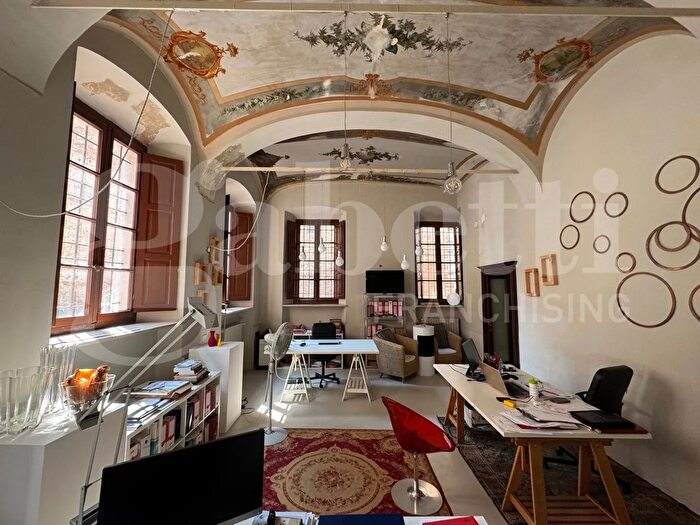 Appartamento trilocale in vendita in Piazza Lodi, Cremona