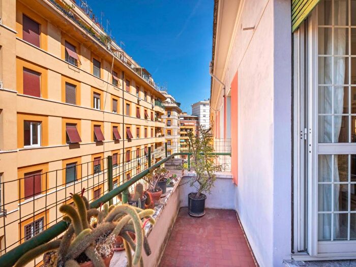 Appartamento trilocale in affitto in Via Nicastro, Villa Fiorelli, Roma