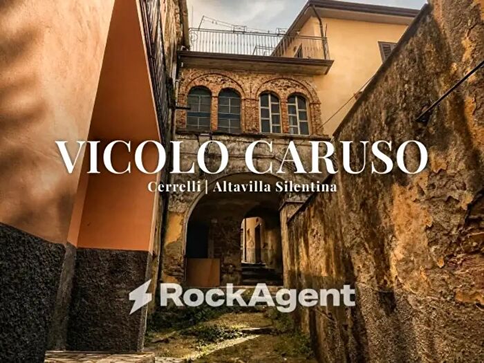 Appartamento trilocale in vendita in Vicolo Caruso, Altavilla Silentina