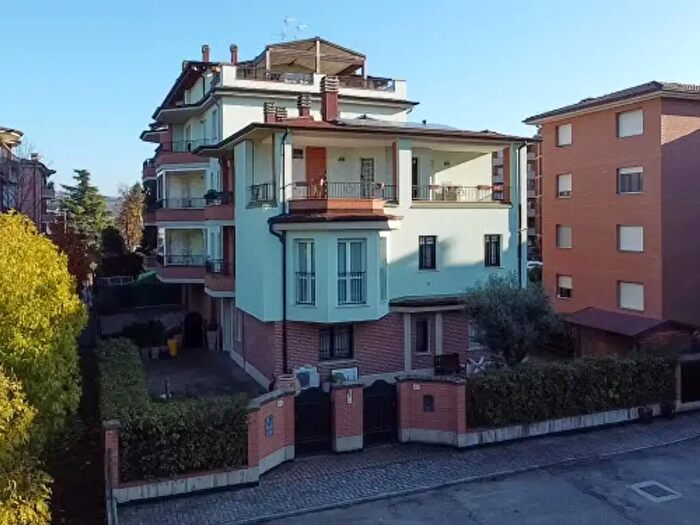 Casa con 6 locali in vendita in Vignola