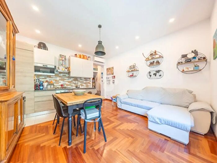 Appartamento trilocale in vendita in Via Ottorino Gentiloni, Roma