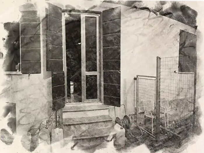 Casa in vendita in Via Lecceta, Marliana