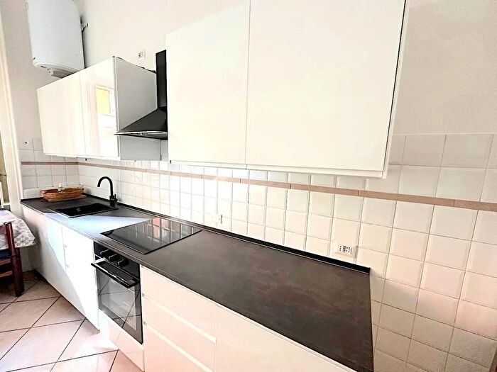 Appartamento bilocale in affitto in Via Archimede, Milano