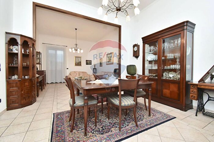 Casa con 13 locali in vendita in Via Diana, Fiumefreddo Di Sicilia