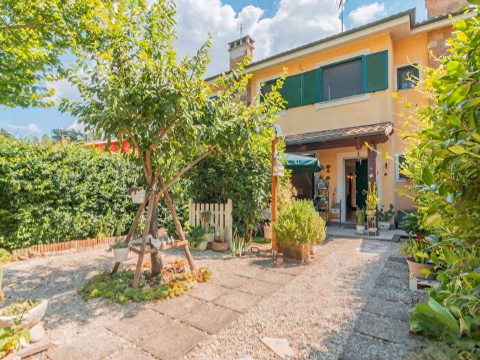 Casa quadrilocale in vendita in Belvedere Lidia, Nepi
