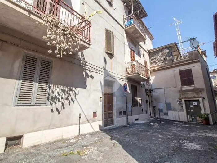 Appartamento quadrilocale in vendita in Via Cristoforo Colombo, Palombara Sabina