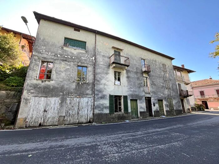 Case in Vendita e in Affitto - 2