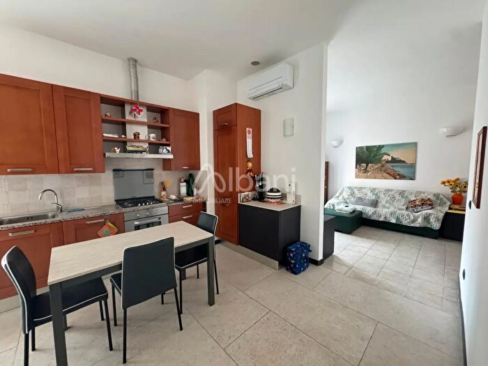 Appartamento con 8 locali in vendita in Lerici