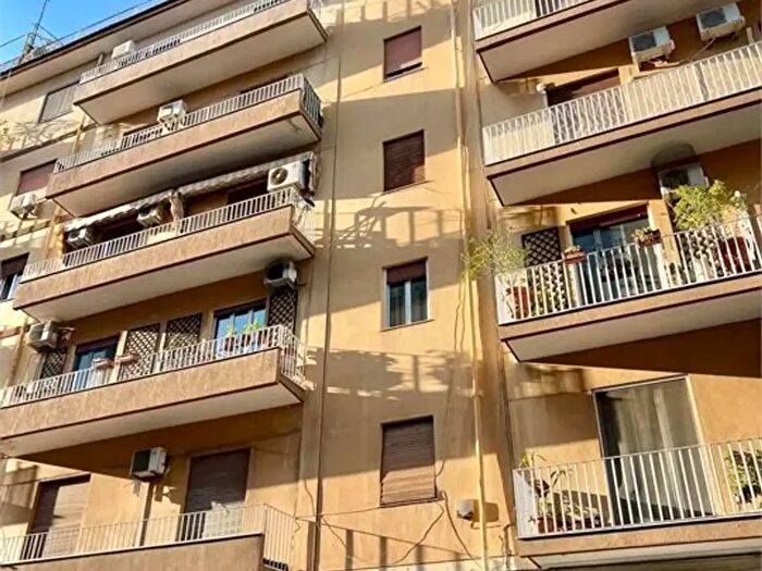 Appartamento con 6 locali in vendita in Palermo