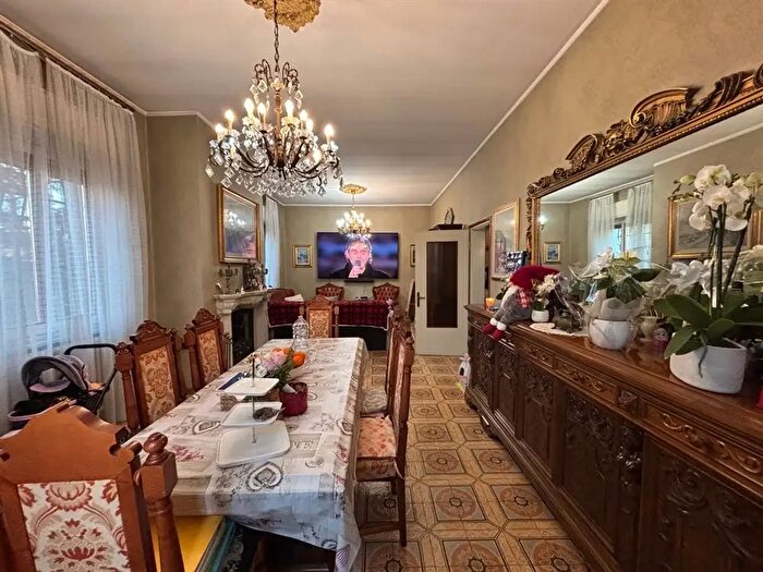 Casa quadrilocale in vendita in Canonica DAdda