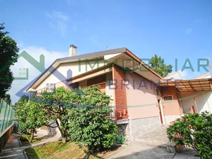 Casa quadrilocale in vendita in Via Adua, Casorate Sempione