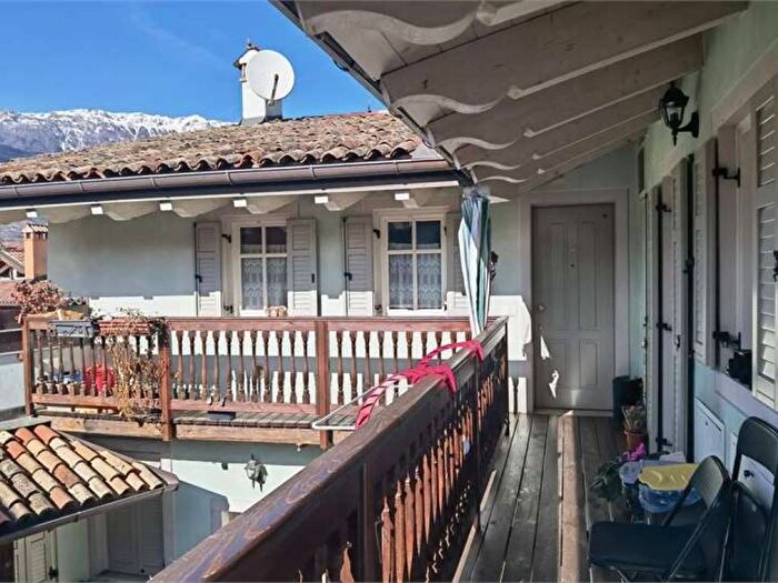 Appartamento con 5 locali in affitto in via Stoppani, Centro Storico Santa Maria, Rovereto