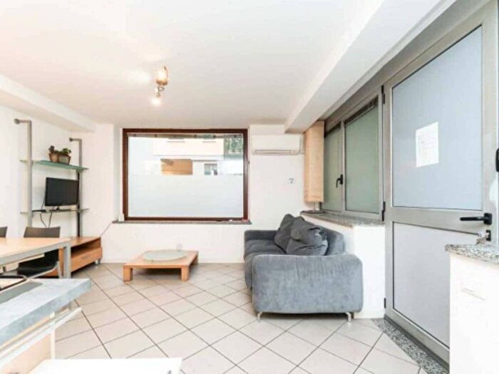 Appartamento bilocale in affitto in Via Alessandro Stradella, Buenos Aires, Milano