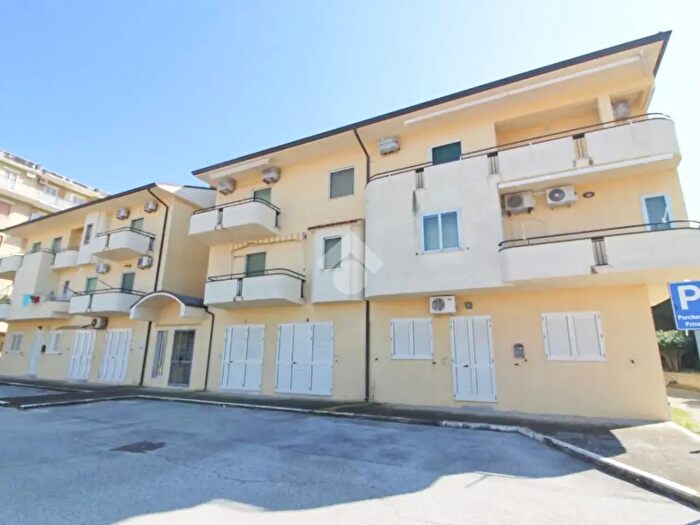 Appartamento trilocale in vendita in Via Martiri dUngheria, Campomarino