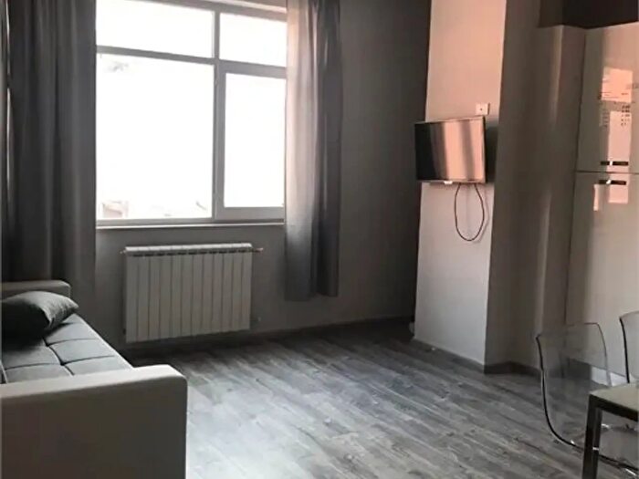 Appartamento trilocale in vendita in Carrara