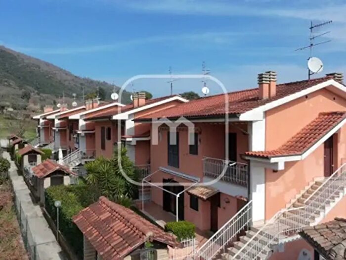 Casa trilocale in vendita in Via Cesare Caroselli, Genazzano