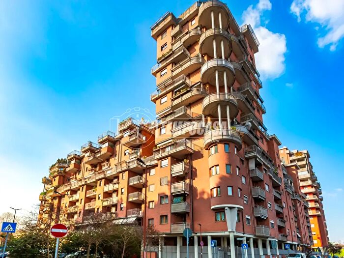 Appartamento con 5 locali in vendita in Via Defendente Ferrari, Torino