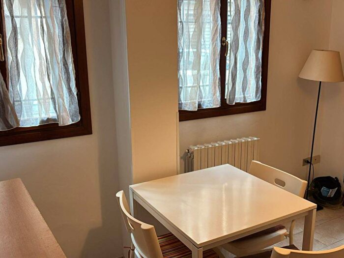 Appartamento bilocale in affitto in Via Santa Rosa, Piazze Duomo, Padova