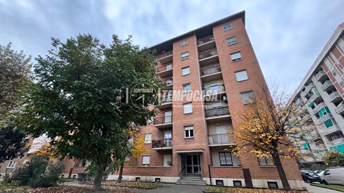 Appartamento bilocale in vendita in Via Buriasco, Torino