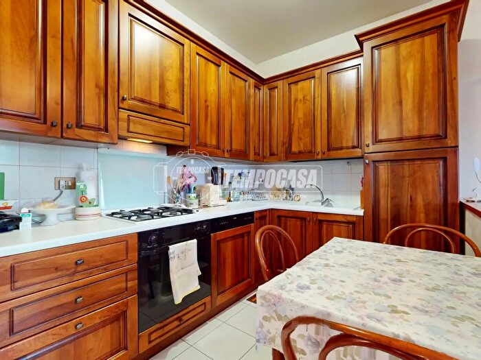 Appartamento trilocale in vendita in Via Goltero Morellini, San Martino In Rio