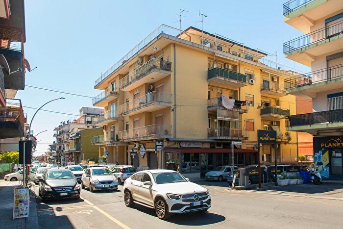 Appartamento quadrilocale in vendita in Gravina Di Catania