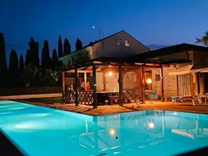 Casa con 6 locali in vendita in Via Giuseppe di Vittorio, Chieuti