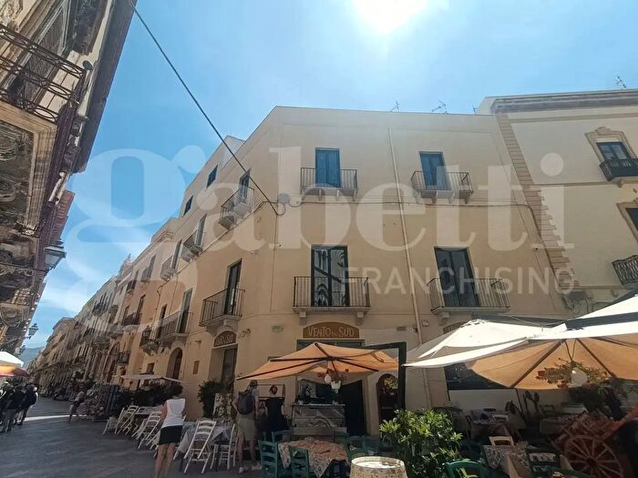 Appartamento in vendita in Via Garibaldi, Trapani