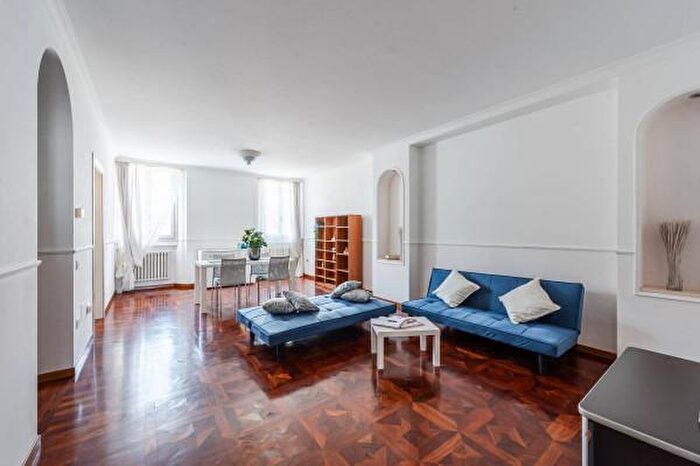 Appartamento trilocale in vendita in Corso Alberto Pio, Carpi