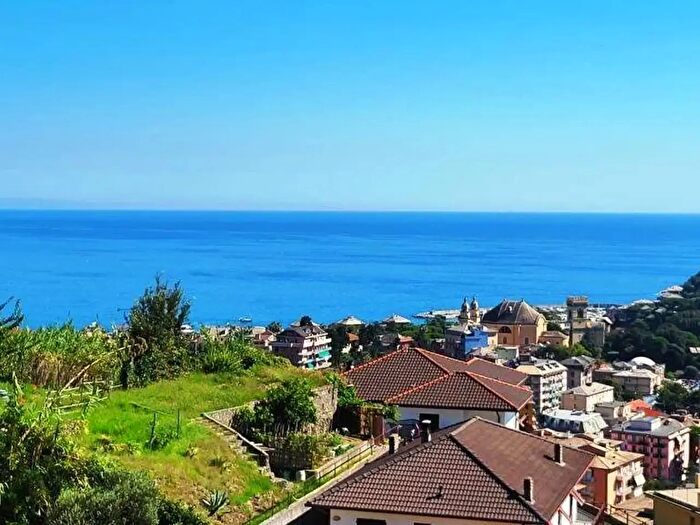 Appartamento con 8 locali in vendita in Via Marconi, Arenzano