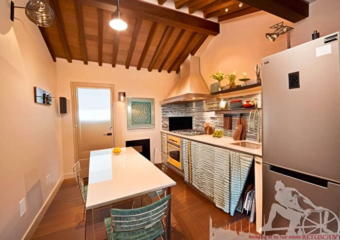 Appartamento trilocale in vendita in Pietrasanta