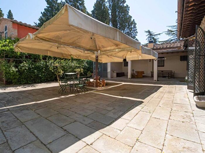 Casa con 5 locali in affitto in Fiesole