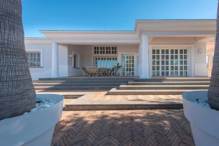 Casa con 7 locali in vendita in Via Zenone di Elea Casal Palocco Municipio Roma X Roma Lazio Italia, Roma