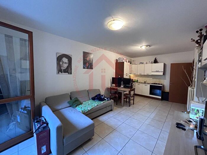 Appartamento bilocale in affitto in Via Alessandro Manzoni, Centro, Stra