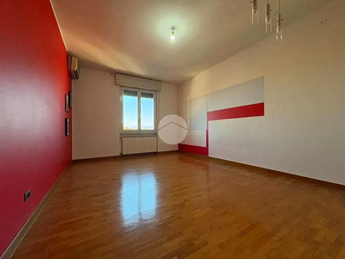 Appartamento quadrilocale in affitto in Via del Ronco Corto, Firenze