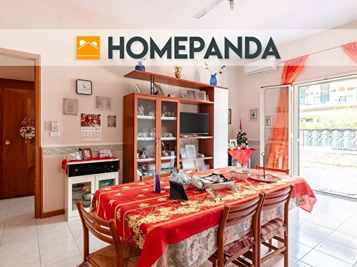 Casa quadrilocale in vendita in Via Monte Cammarata, Siracusa