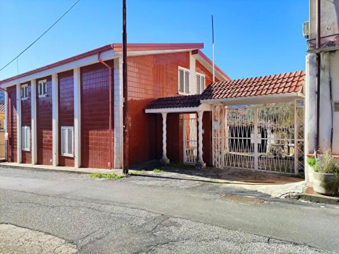 Casa con 6 locali in vendita in Via Bernardino Telesio, Rende