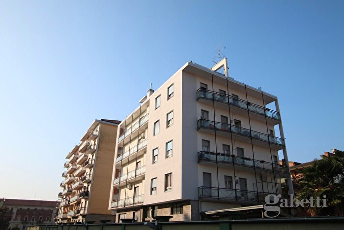 Appartamento con 5 locali in vendita in Via Mazzini bis, Busto Arsizio