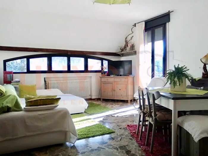 Appartamento trilocale in affitto in Via Cattaneo, Montegalda