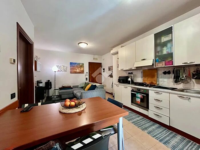 Appartamento bilocale in vendita in Via Croce Verde, Albignasego