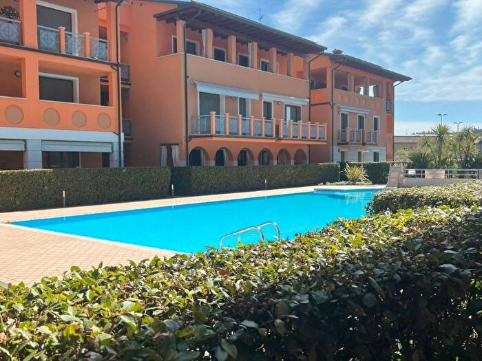 Appartamento bilocale in affitto in Viale Alcide De Gasperi, Centro, Salò