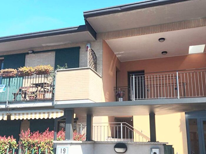 Appartamento bilocale in affitto in Via Cardinale Andrea Carlo Ferrari, Centro, Cislago