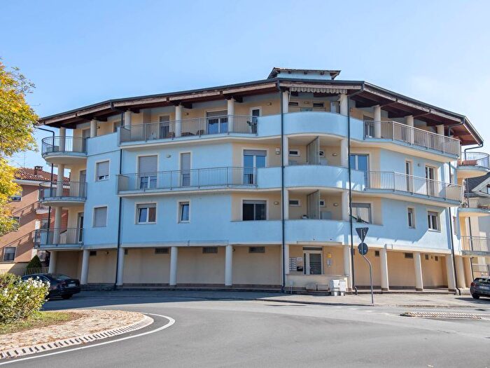 Casa con 5 locali in affitto in Via Torino, Centro, Savigliano