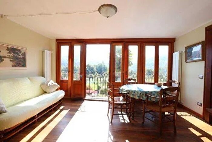 Appartamento trilocale in vendita in Strada Provinciale VaralloCiviasco, Civiasco