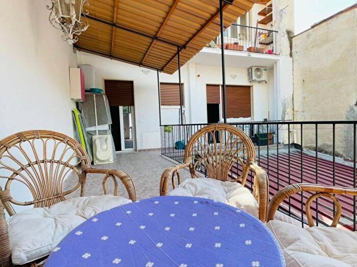 Appartamento con 6 locali in affitto in Via Cesare Battisti, Centro, Viareggio