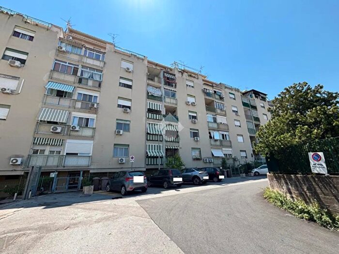 Appartamento quadrilocale in vendita in Via Zima, Capaci